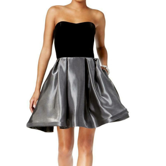 Black Velvet Strapless Prom/Graduation Short Dress - Picture 1 of 2